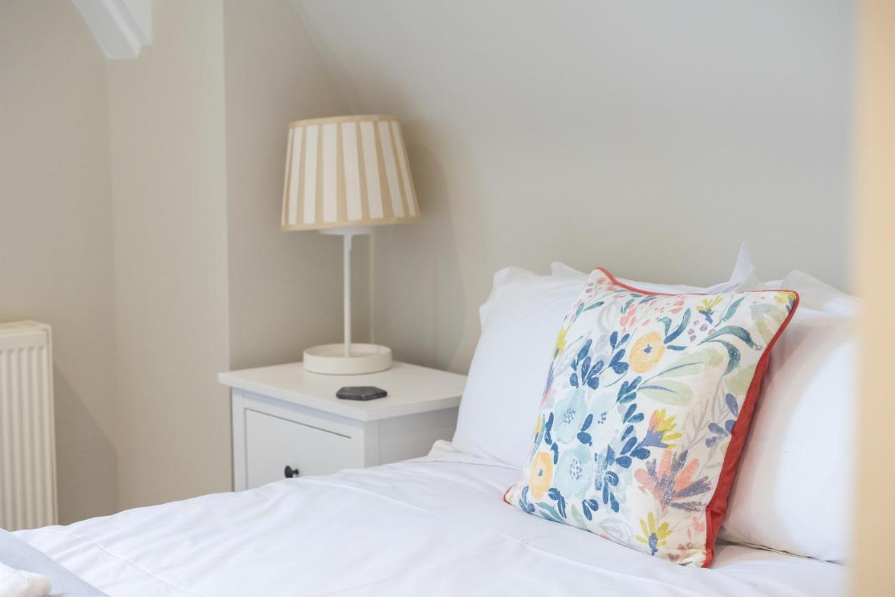 Apartamento Spacious 3Br Victorian Cheltenham Loft Flat In Cotswolds - Free Parking Exterior foto